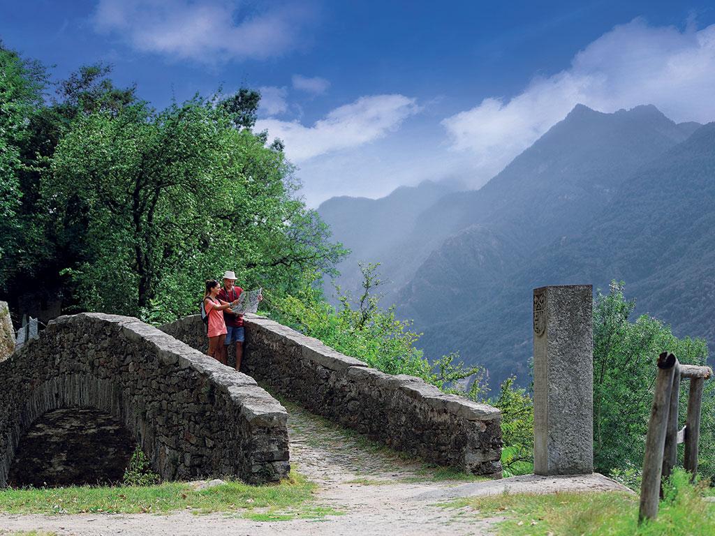 Image 6 - Vacanze a piedi: Via Gottardo, Airolo - Bellinzona  