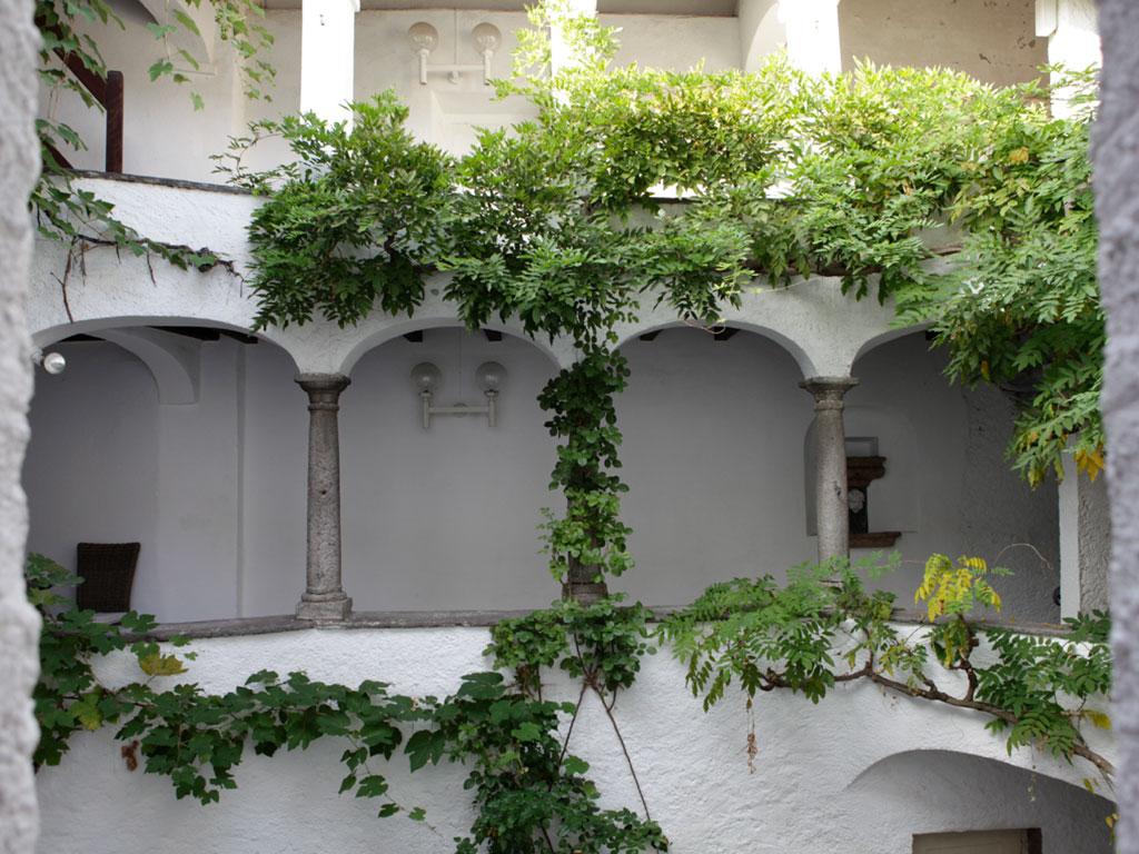 Image 1 - Cantina Blass