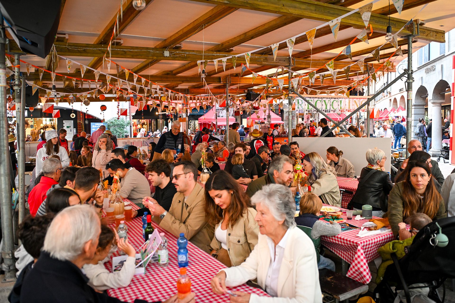 Grottini am Herbstfest