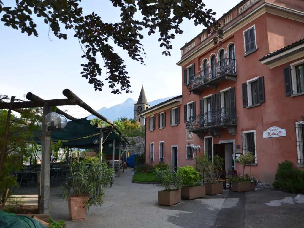 Image 0 - Ristorante Montebello di Ramon Pedrini e famiglia