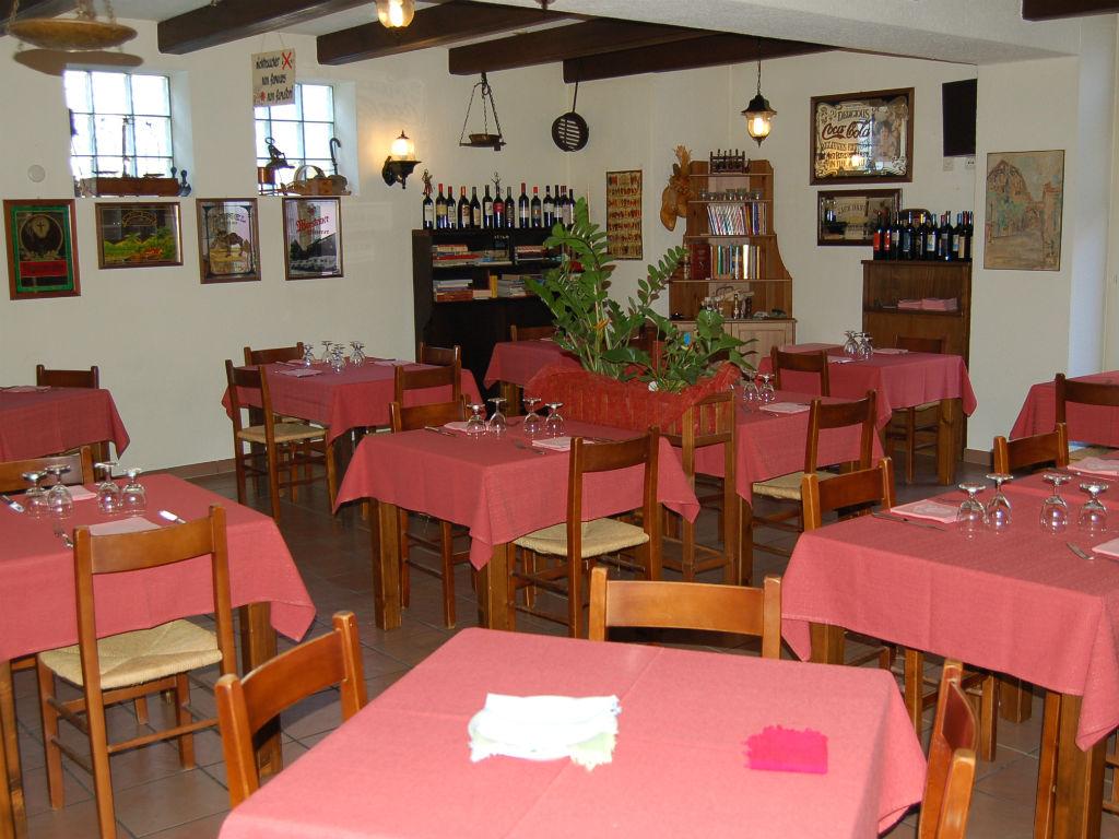 Image 3 - Trattoria Er Pipa