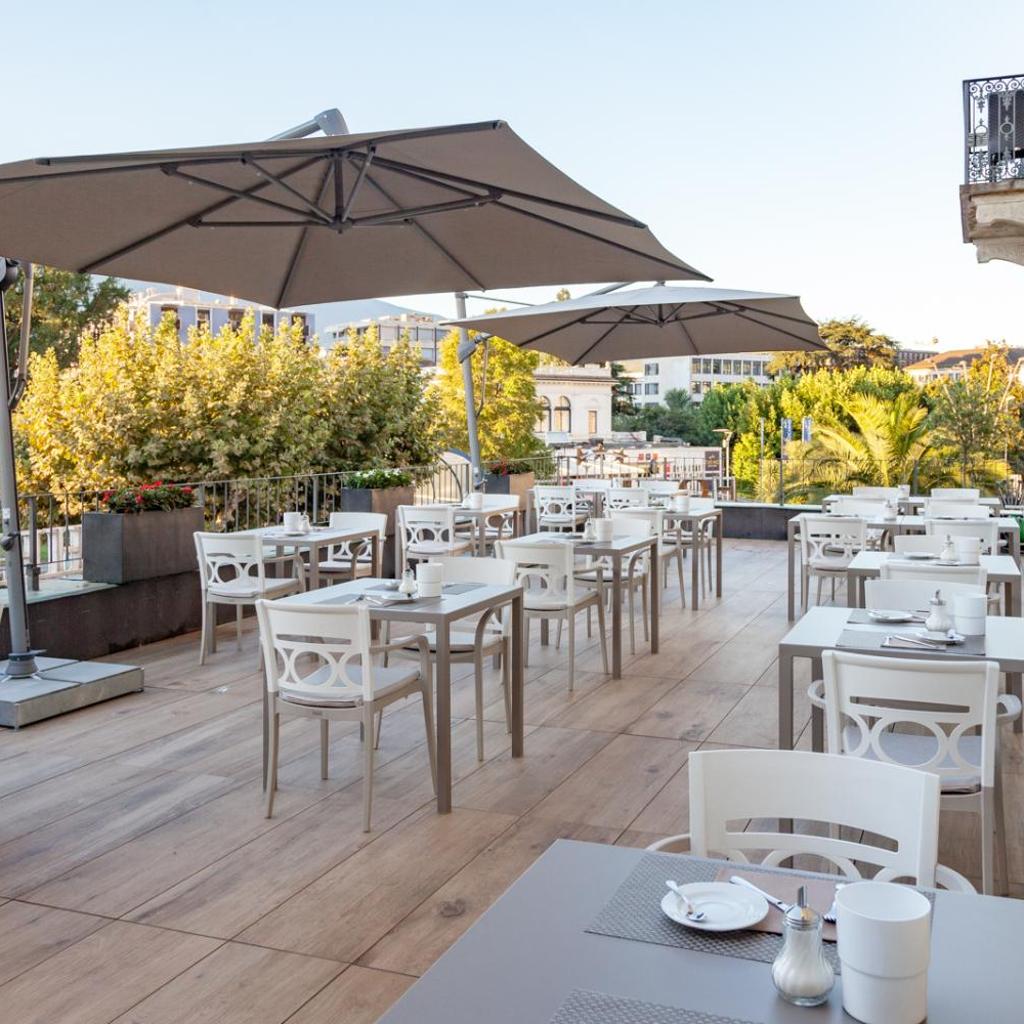 Image 10 - Hotel Du Lac