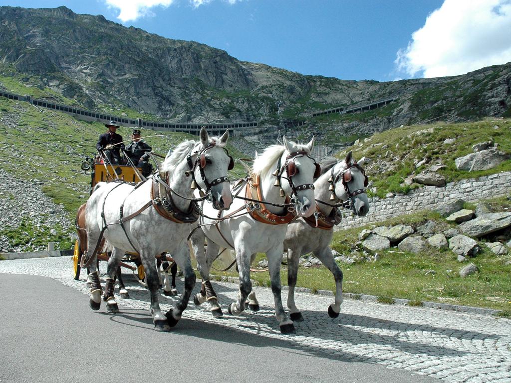 Image 0 - Fahrt mit der Gotthard-Postkutsche