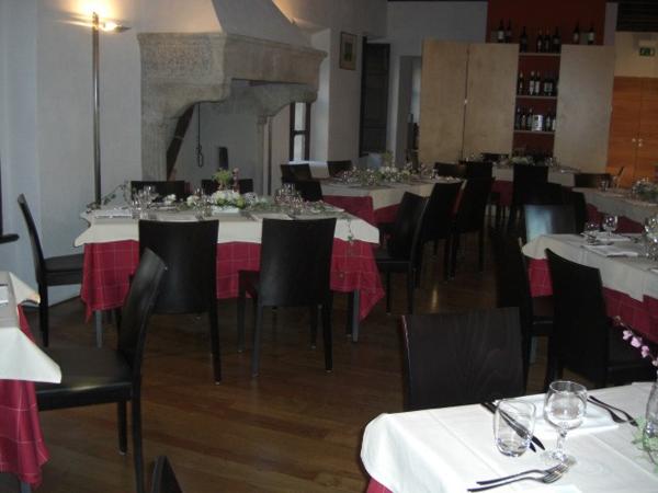 Image 2 - Osteria Sasso Corbaro