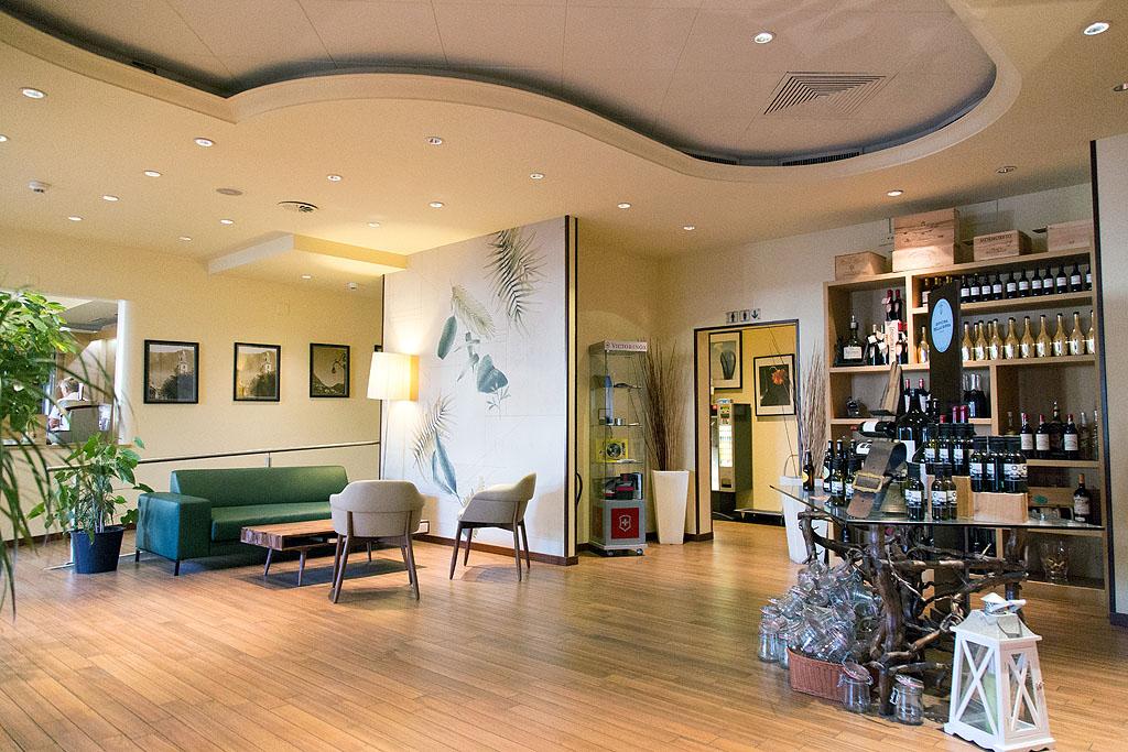 Image 9 - Ristoranti Gabbiano e Zigolini Mövenpick Touring