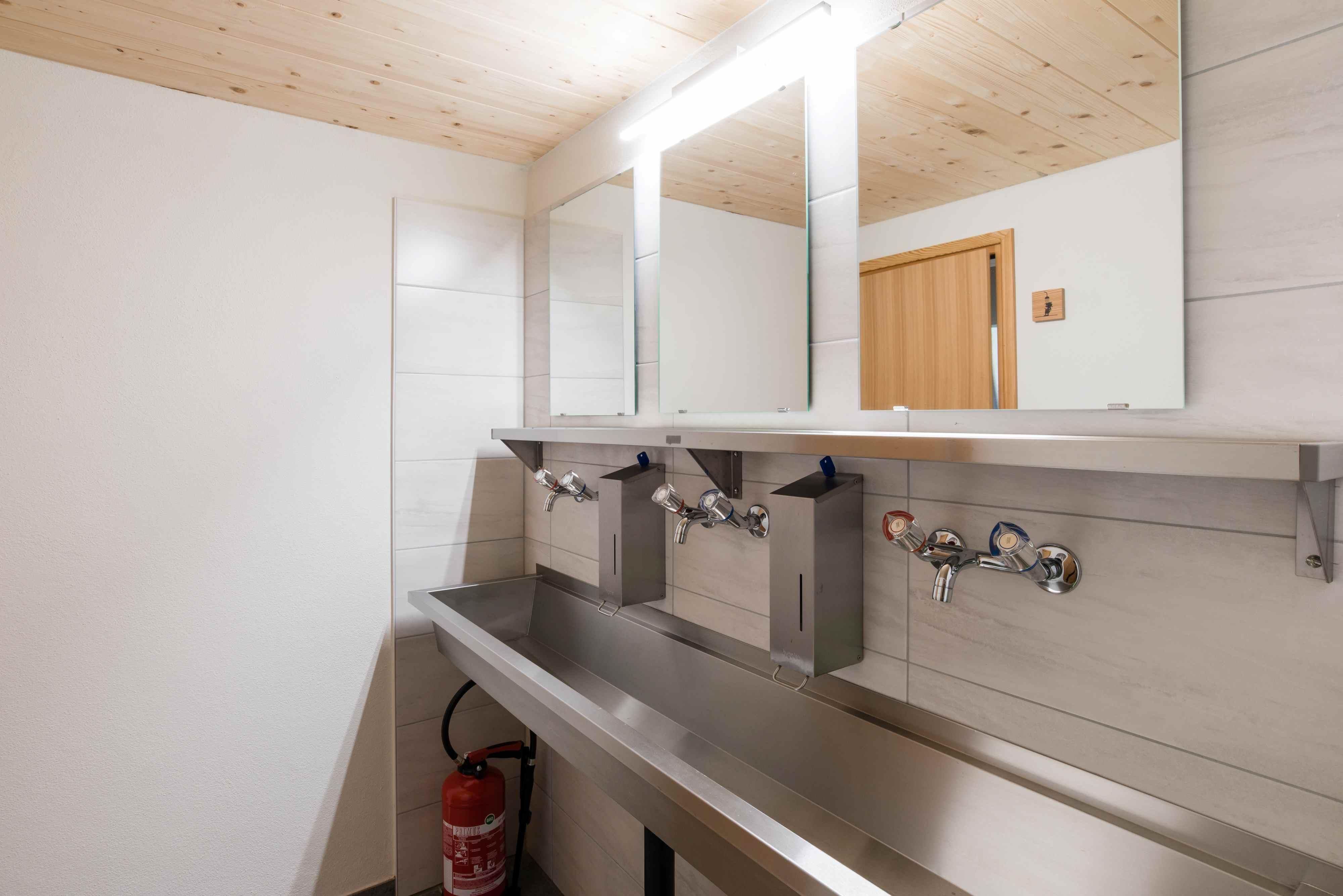 Image 6 - Berghütte Alpe Canaa