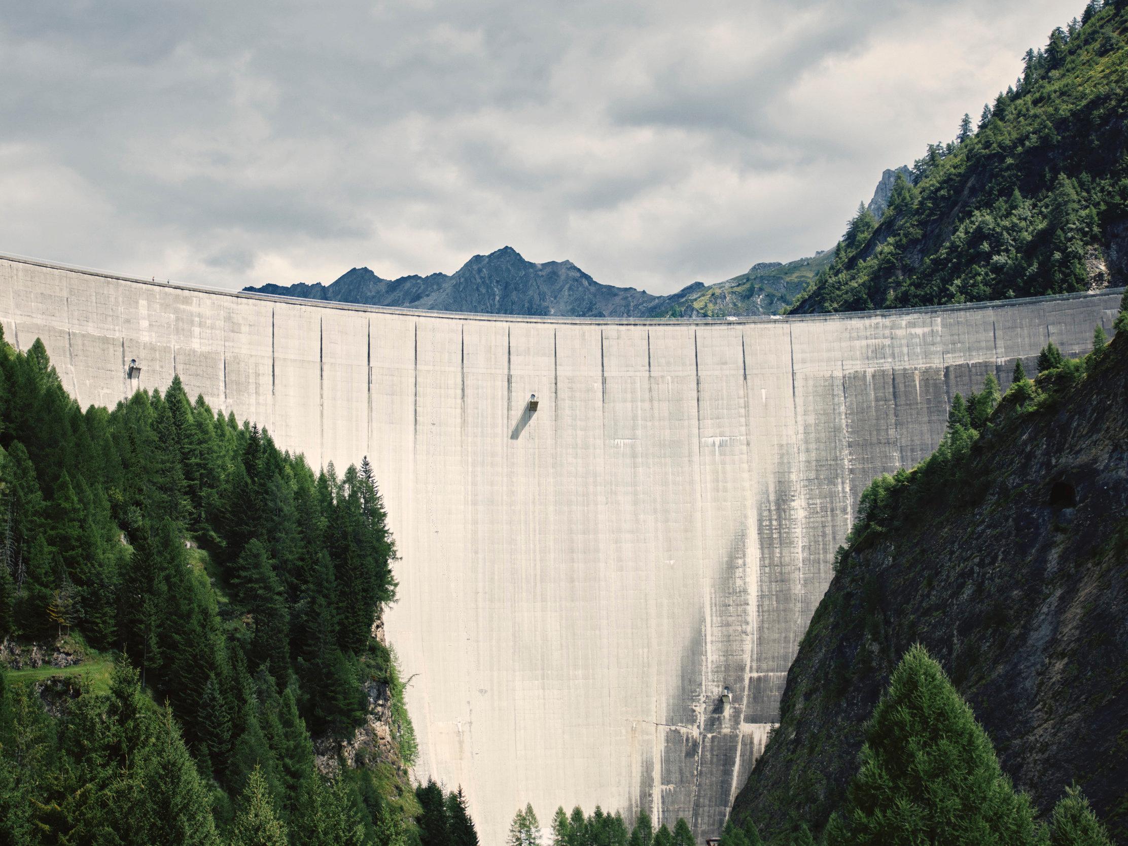 Image 2 - Sportklettern - Luzzone-Staudamm