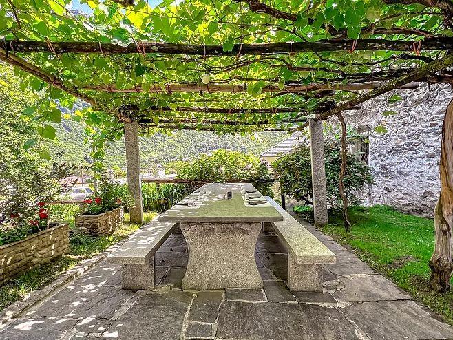 Image 2 - Grotto Sprüch