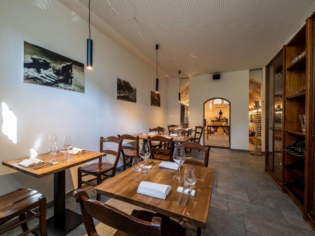 Image 5 - Grotto Eguaglianza