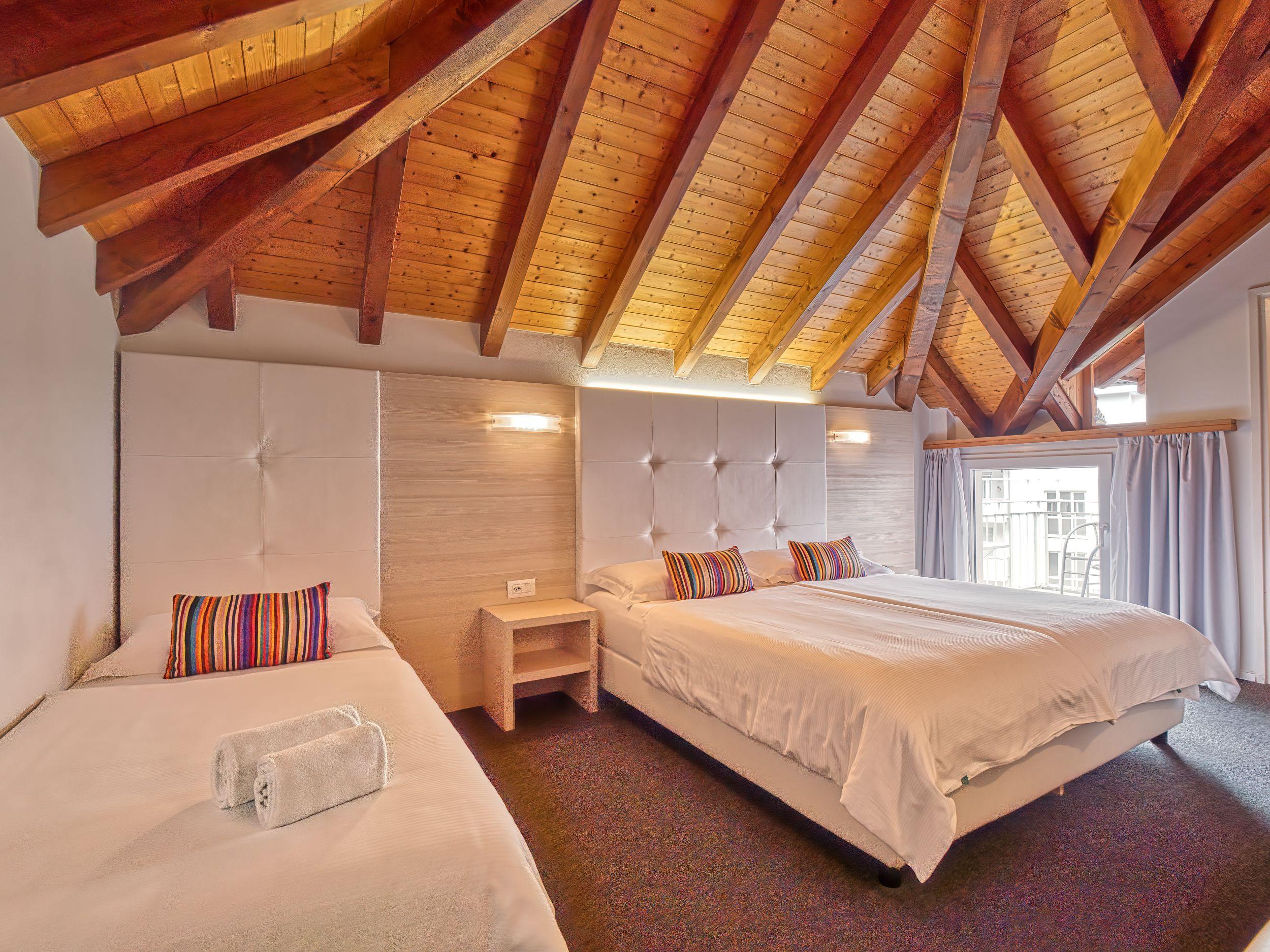 Image 5 - @Home Hotel Locarno