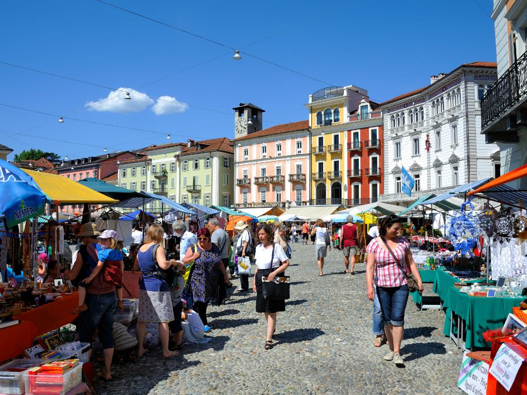 Image 4 - Market in Piazza Grande - Locarno