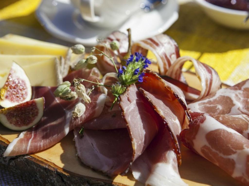 Image 3 - Colmanicchio