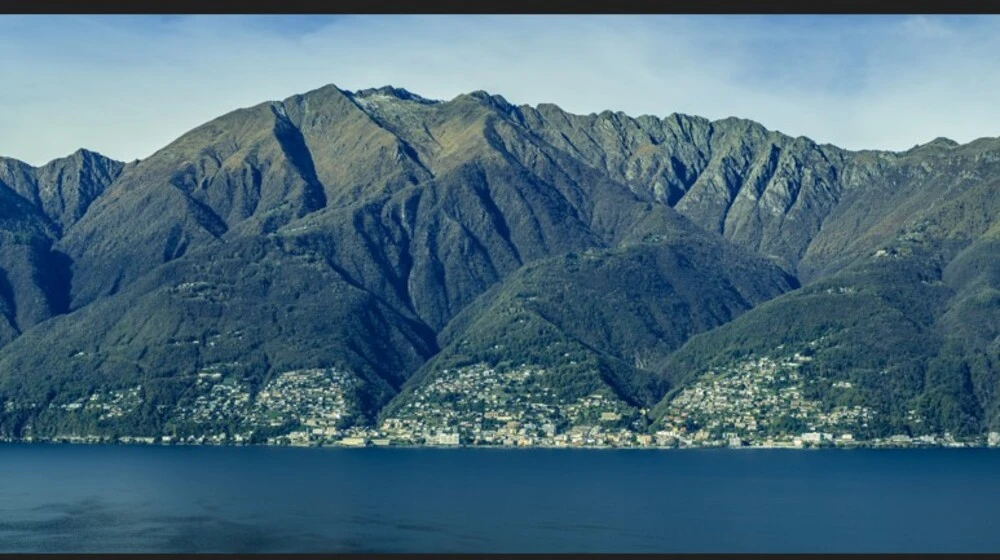 Image 0 - 
