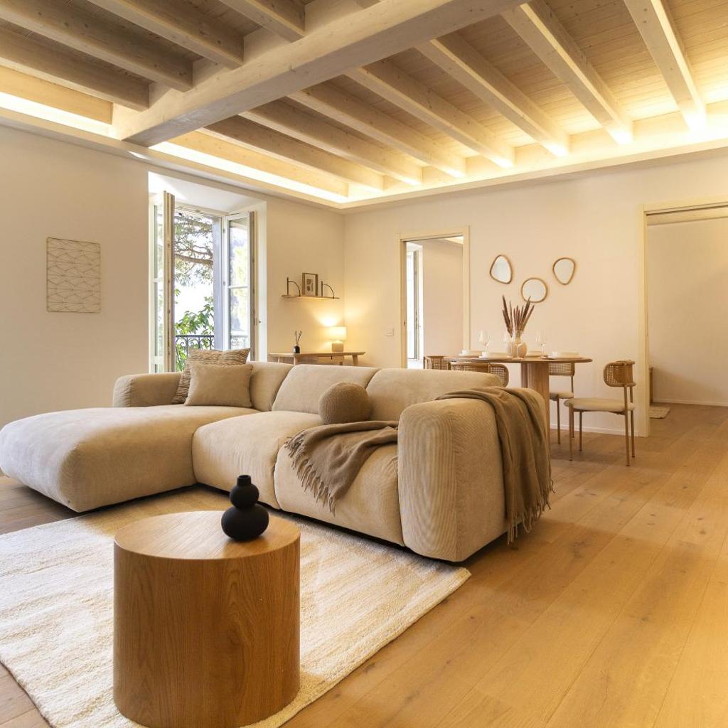 Image 0 - Luxury flat by the lake