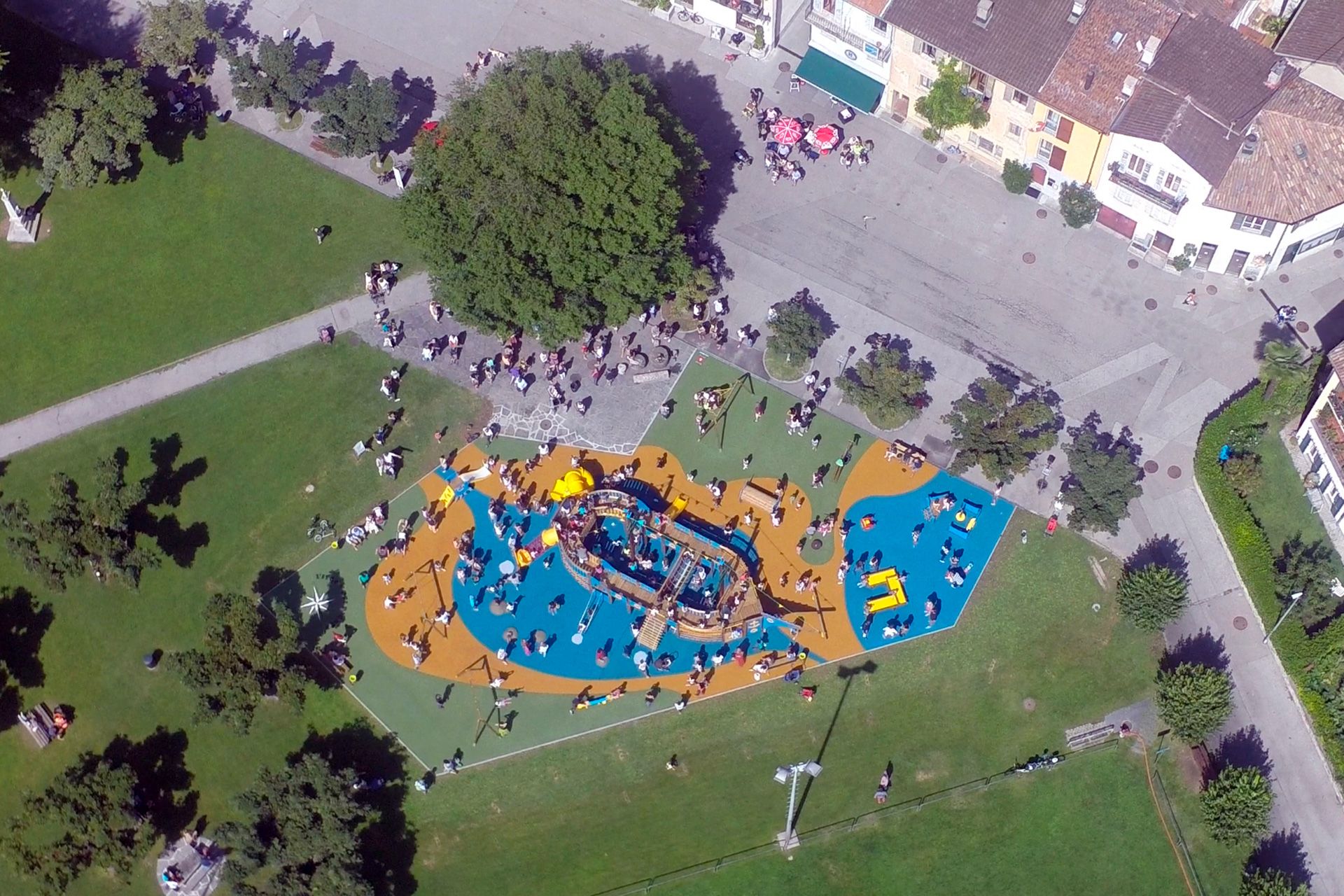 Image 9 - Parco giochi, Melide
