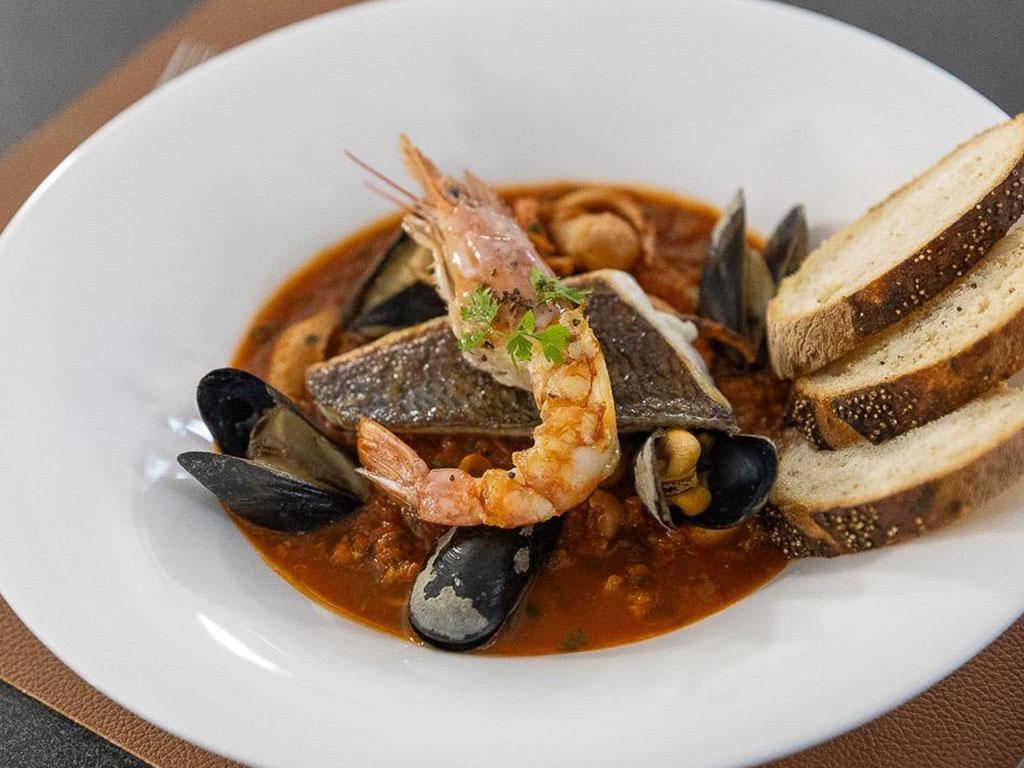 Image 4 - Ristorante Stazione Avegno