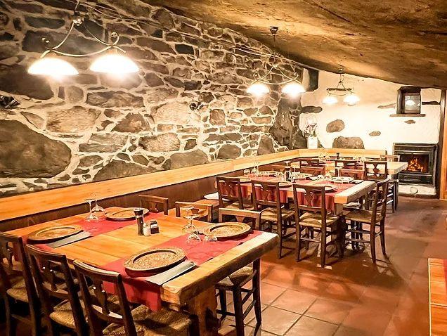 Image 3 - Grotto Sprüch