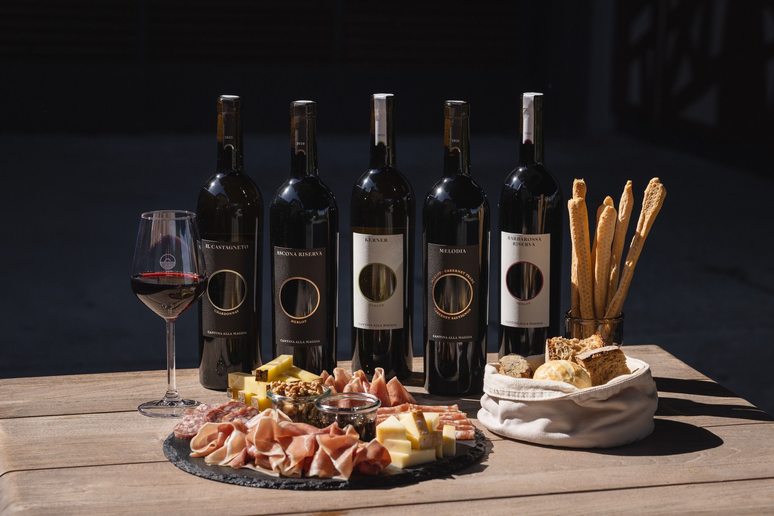 Samstag mit dem Produzenten in der Cantina alla Maggia