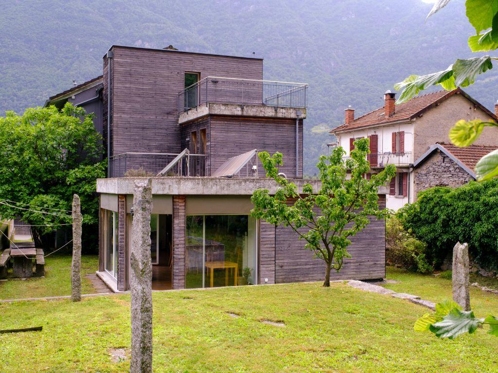 Image 0 - Ostello Cresciano