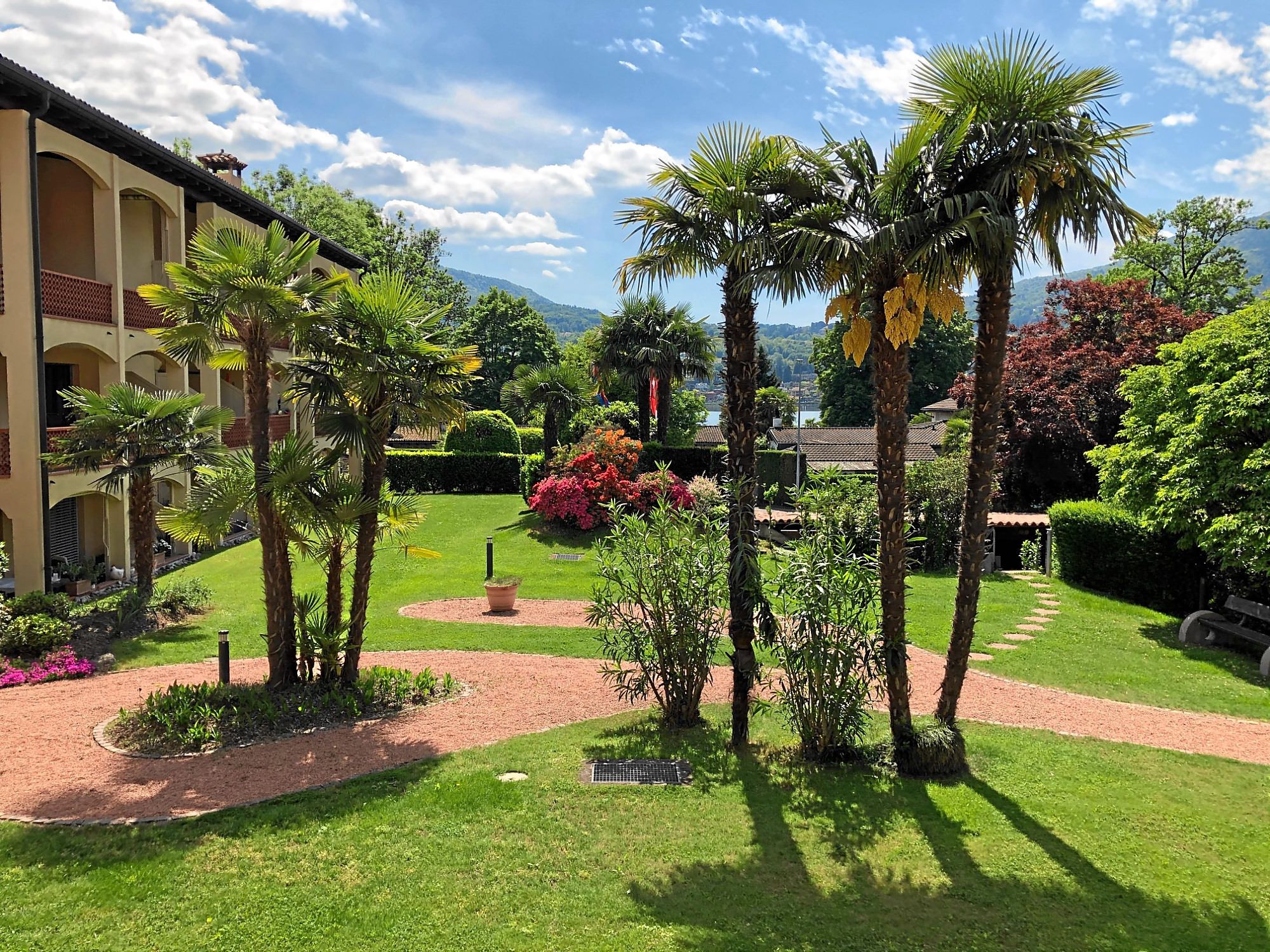 Image 0 - 1,5 room holiday apartment 'Residenza Parcolago', Via San Michele 50, Caslano, Lago di Lugano