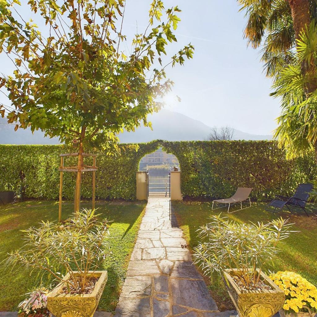 Image 0 - Giardino al Lago
