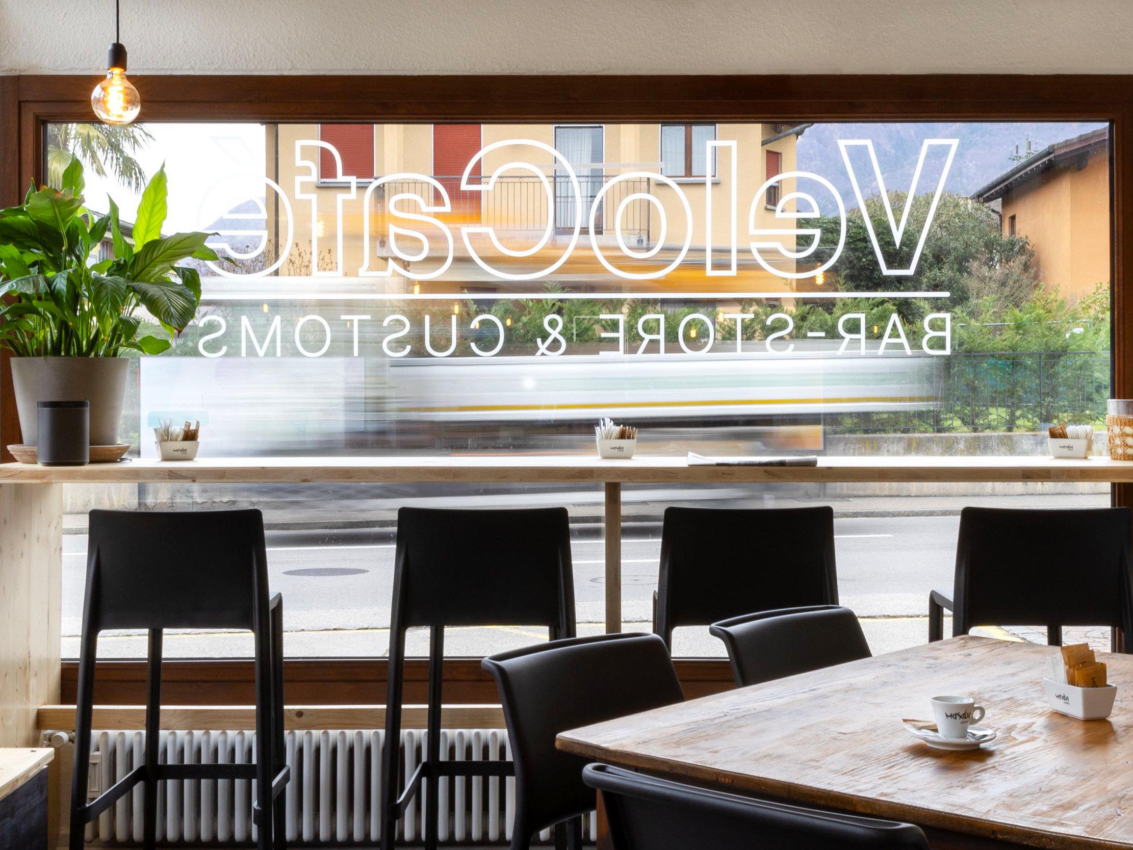 Image 2 - Velo Café Bar - Store e Customs 