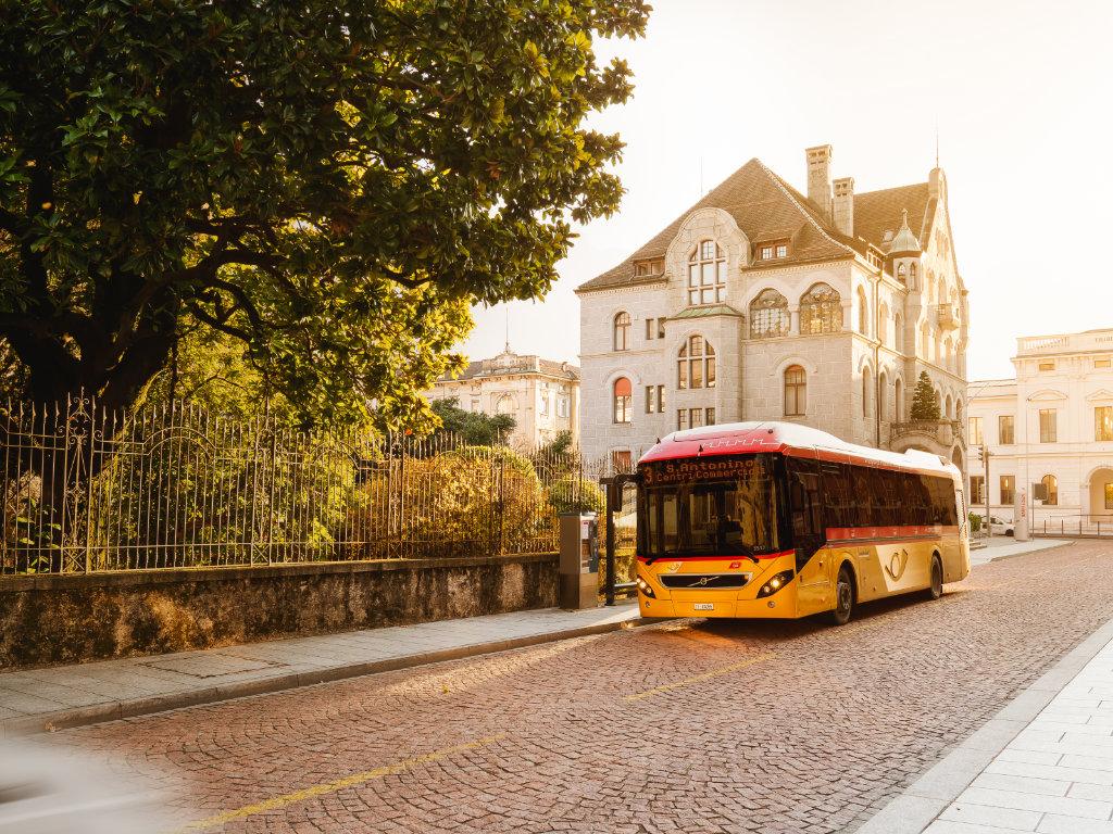 Image 3 - Unterwegs mit dem Postauto