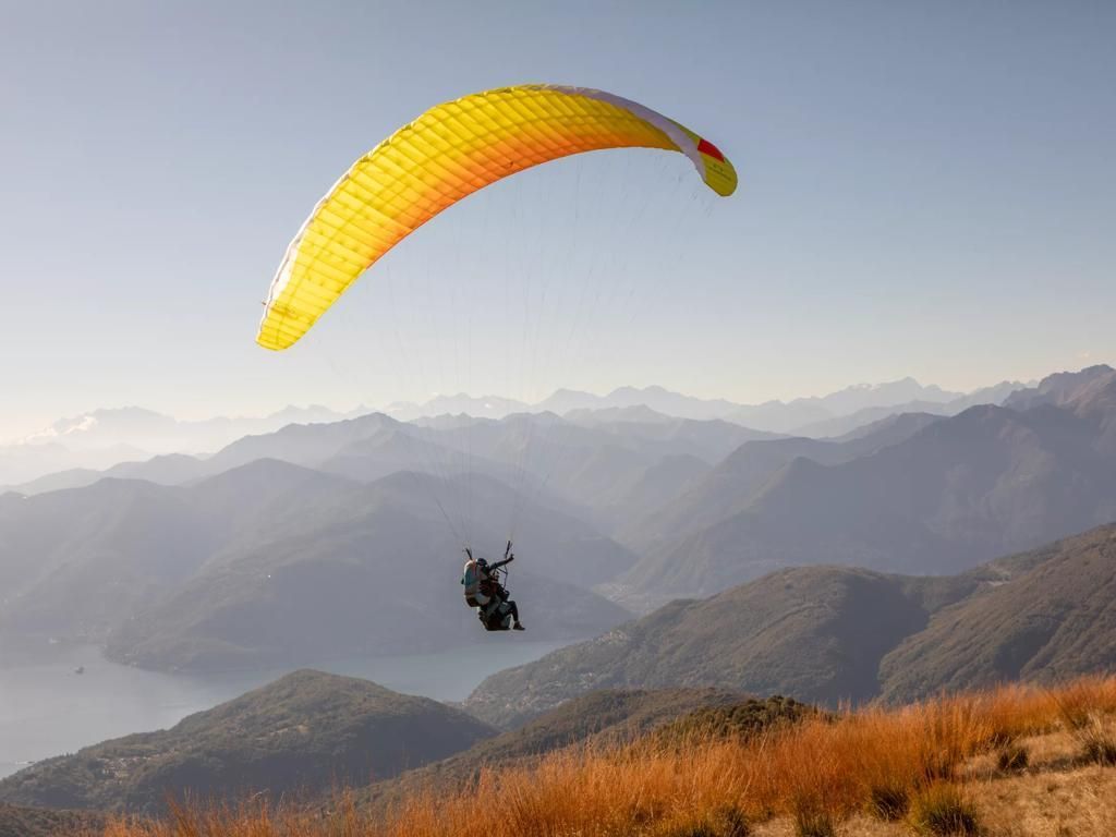 Image 1 - Voli tandem in parapendio in Ticino