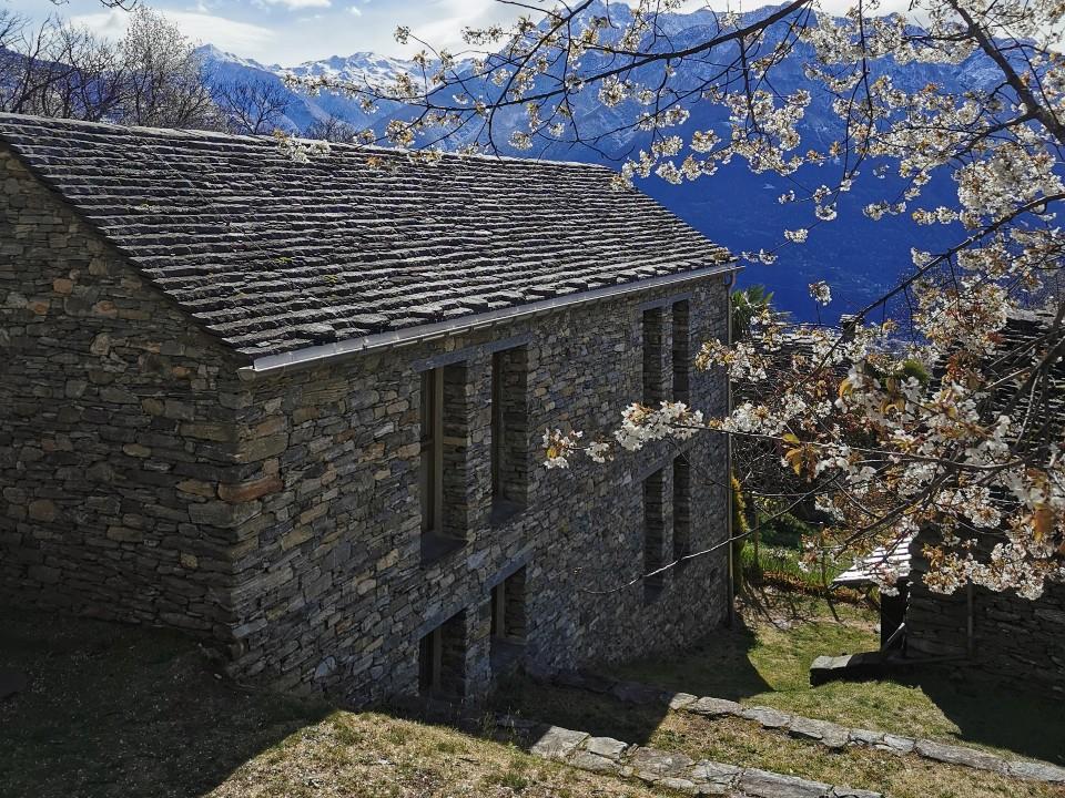 Image 3 - Ristorante Ostello Curzútt