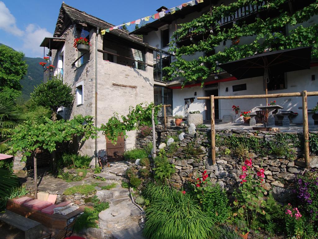 Image 0 - CB Guesthouse - B&B