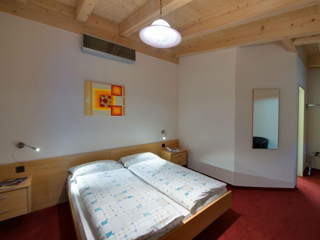 Image 5 - Hotel La Perla