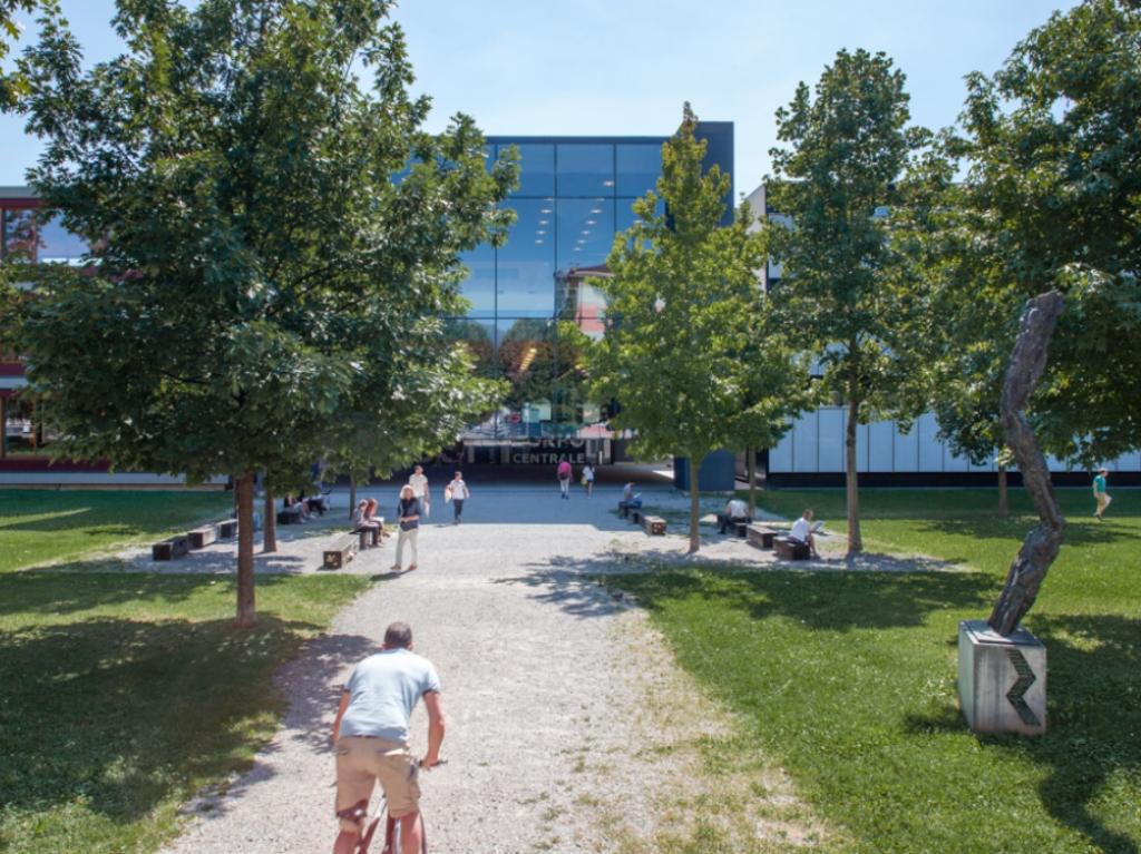 Image 0 - Besuchen Sie die Università della Svizzera italiana