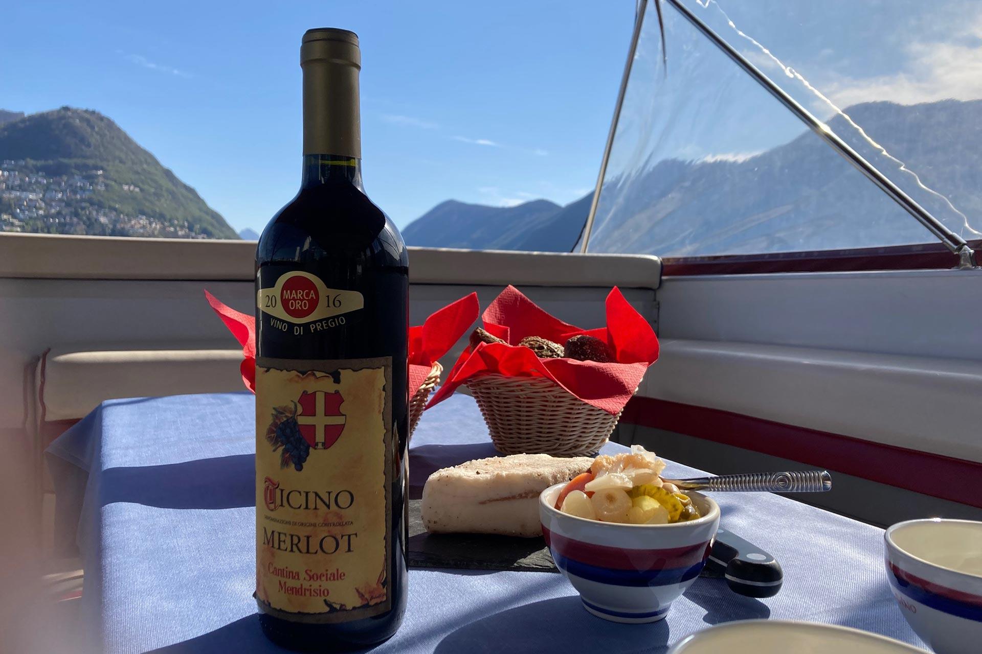 Image 0 - Ferme sur le bateau