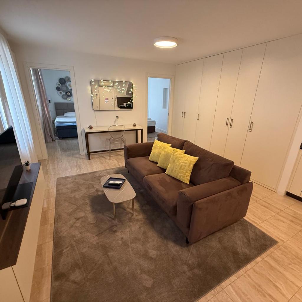 Image 0 - San Carlo Luxury Apartments