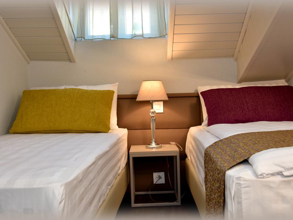 Image 4 - Hotel Alexandra