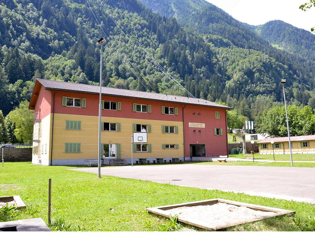 Image 0 - Casa polivalente dei Sindacati Rodi-Fiesso