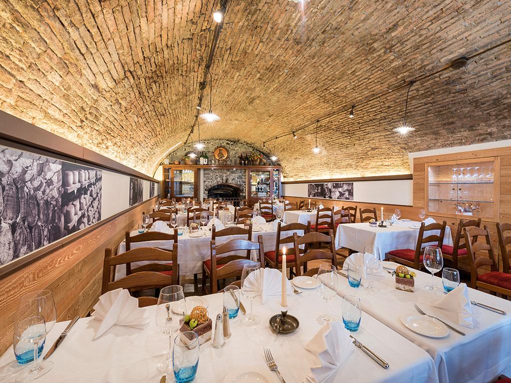 Image 0 - Osteria Lanterna - 0 Image 0 -
