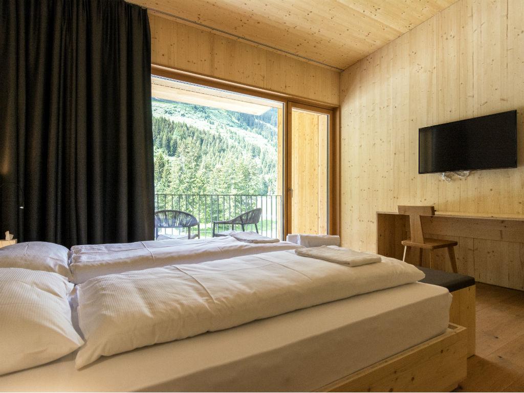 Image 2 - Campra Alpine Lodge & Spa