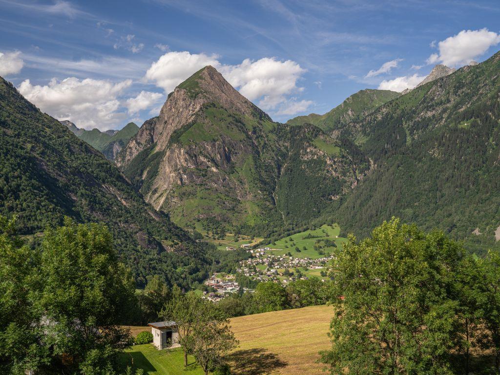 Image 4 - Lukmanier nature trails