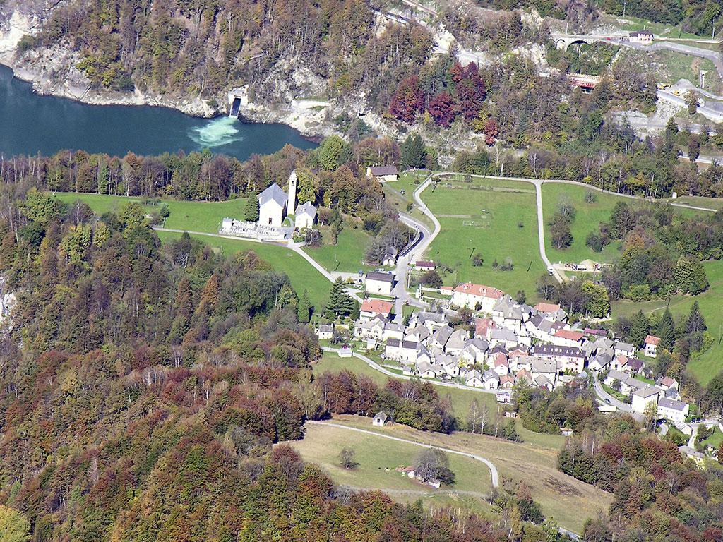 Image 7 - Ostello / Hostel Palagnedra  - Herberge 