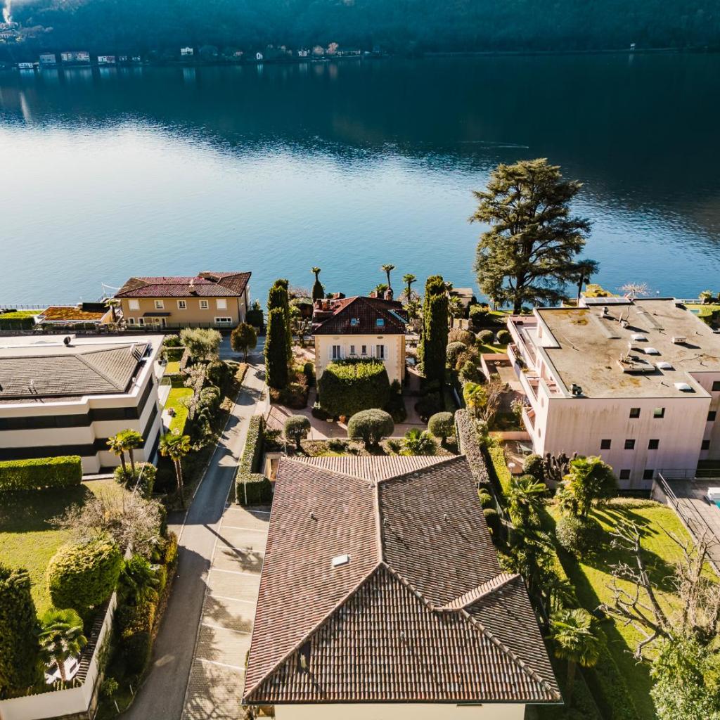 Image 0 - Morcote Limone Suite mit traumhafter Seesicht