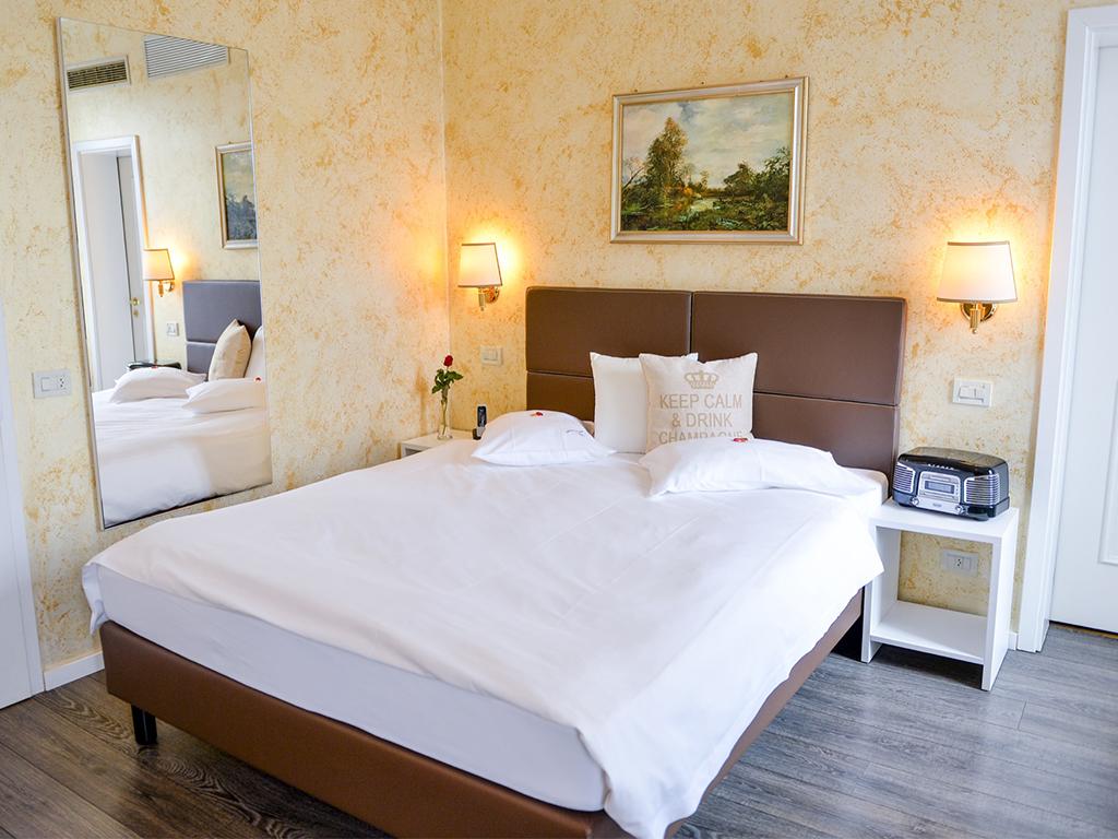 Image 3 - Hotel Millennium