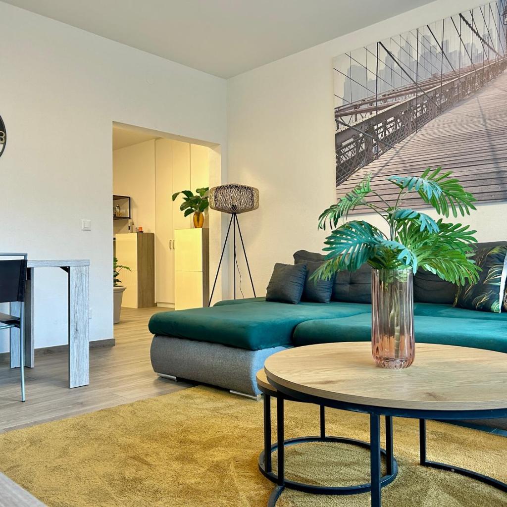 Image 0 - Spacious & Stylish Apartment - Partial Lake View
