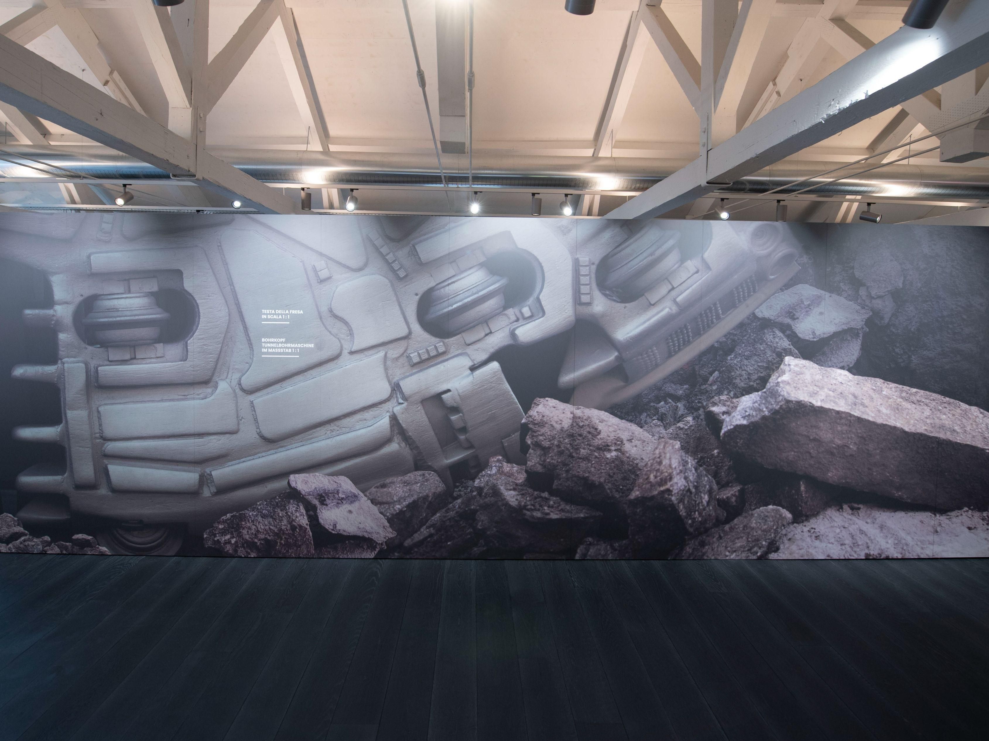 Image 3 - Infocentro USTRA Airolo