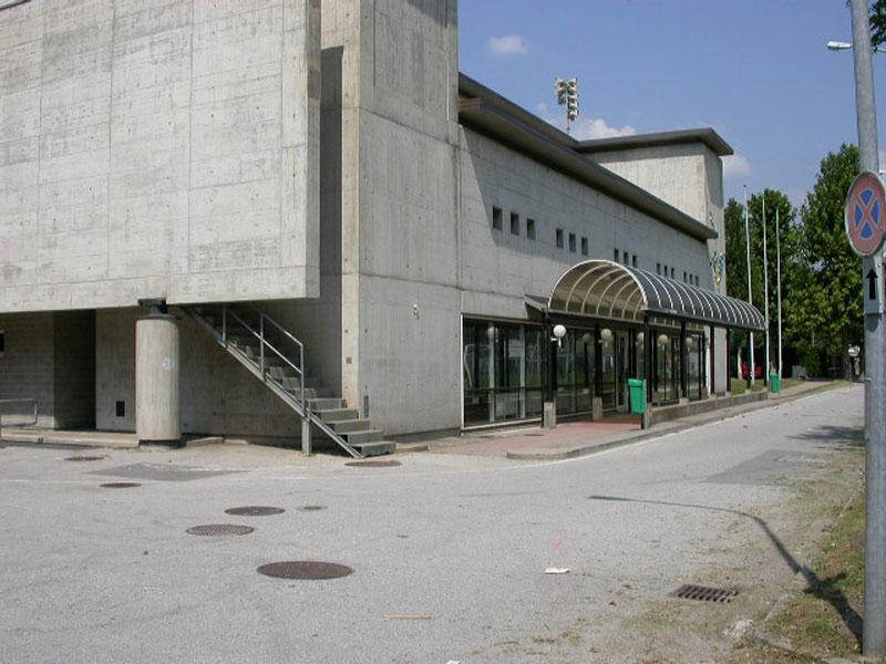 Image 1 - 