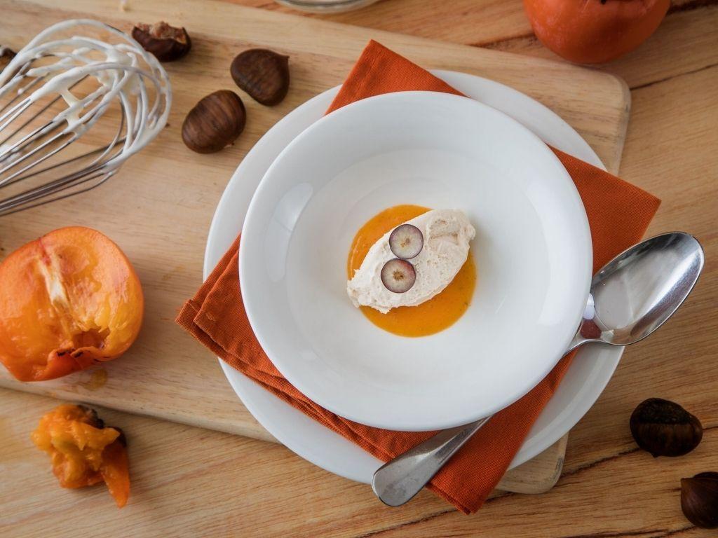 Image 2 - Spuma di castagne con passato di cachi - La ricetta