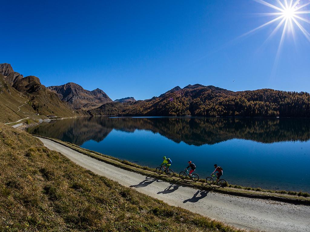 Image 1 - Vacances à VTT: Gottardo Bike