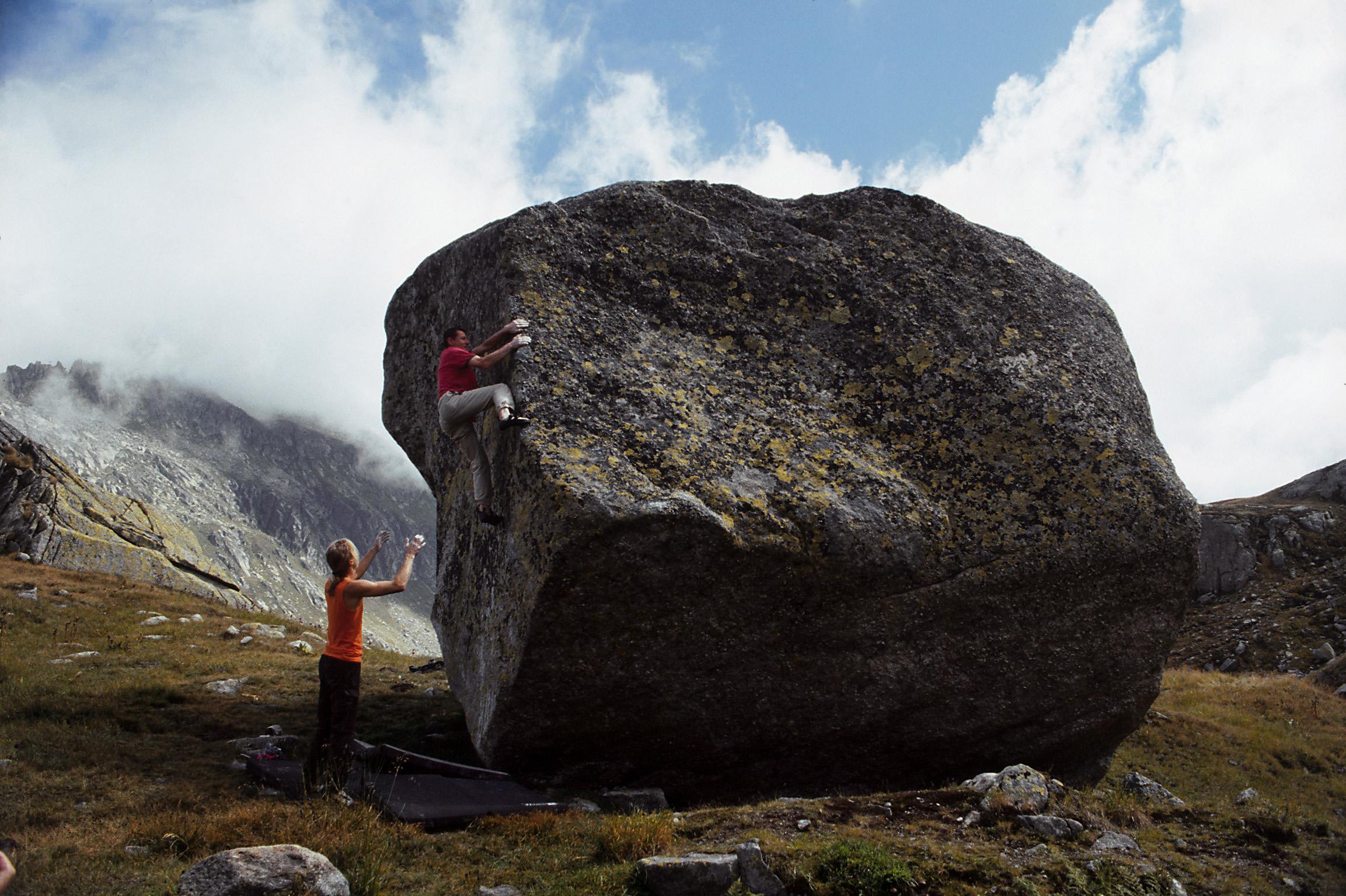 Image 4 - Gotthard Boulder