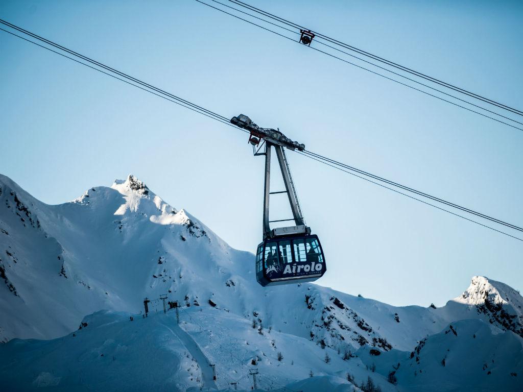 Image 1 - Cableway Airolo-Pesciüm - Winter