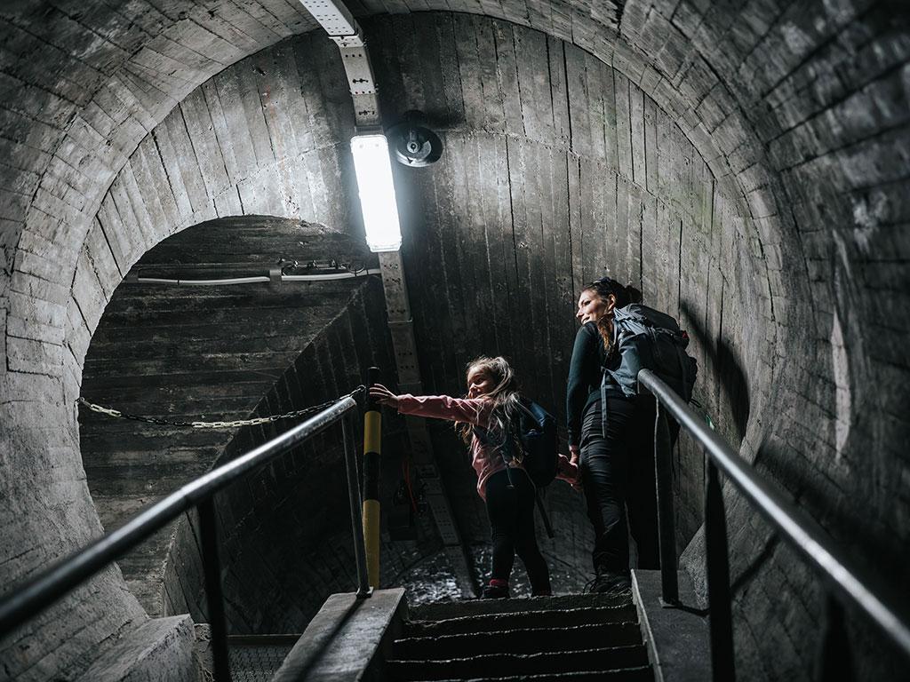 Image 3 - Lehrpfad in der Staumauer Robiei